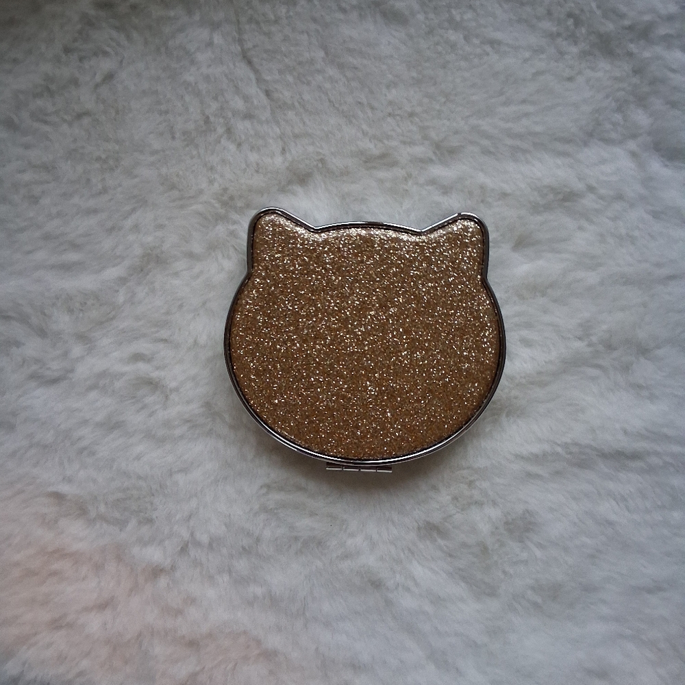 🎉S-HP🎉 3/$15 ✂️ *NIP* Cat-Shaped Compact Mirror
